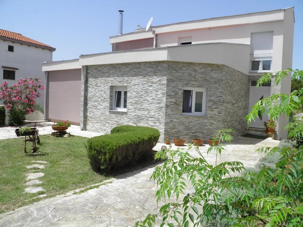 Apartments Mirakul Zadar